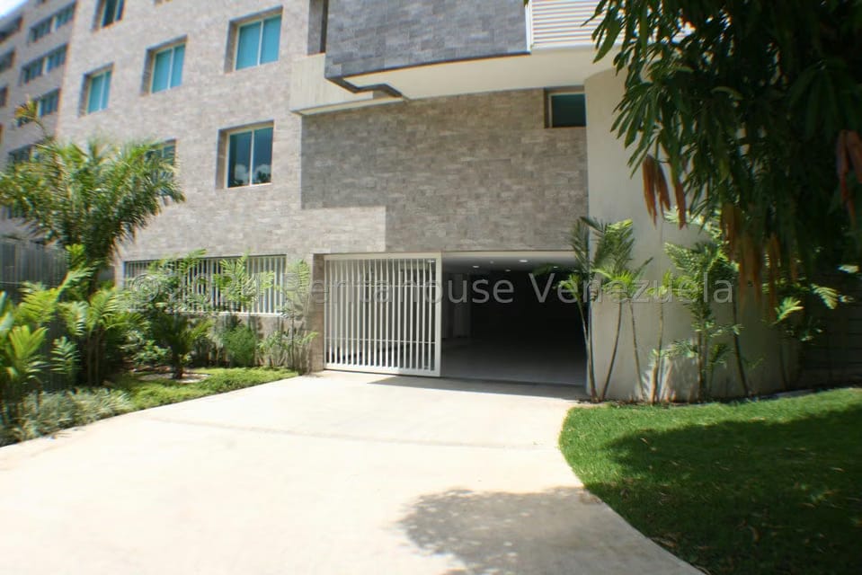 Apartamento (1 Nivel) en Venta en Los Chorros, Distrito Metropolitano - 55