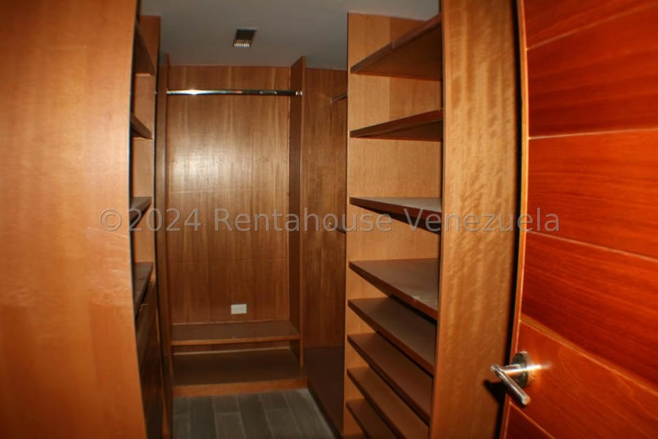 Apartamento (1 Nivel) en Venta en Los Chorros, Distrito Metropolitano - 62