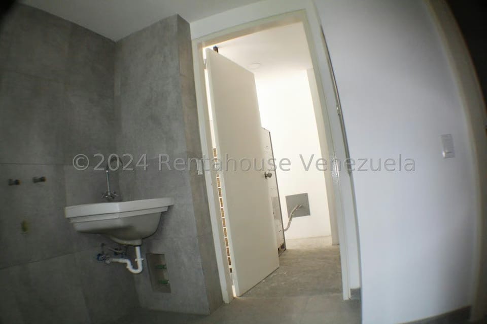 Apartamento (1 Nivel) en Venta en Los Chorros, Distrito Metropolitano - 79