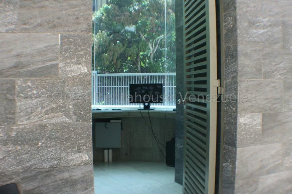 Apartamento (1 Nivel) en Venta en Los Chorros, Distrito Metropolitano - 9