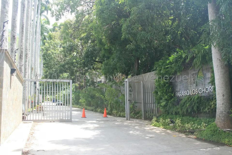 Apartamento (1 Nivel) en Venta en Los Chorros, Distrito Metropolitano - 84