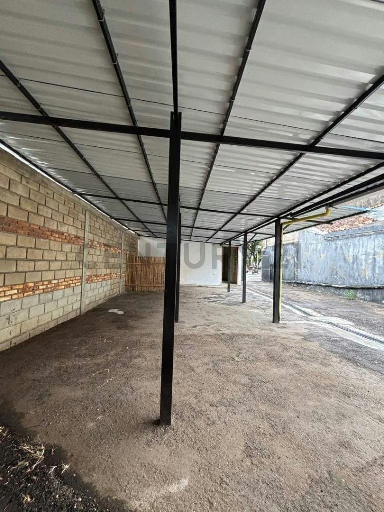 En Alquiler Local comecial con amplio Galpón en Cordero - 3