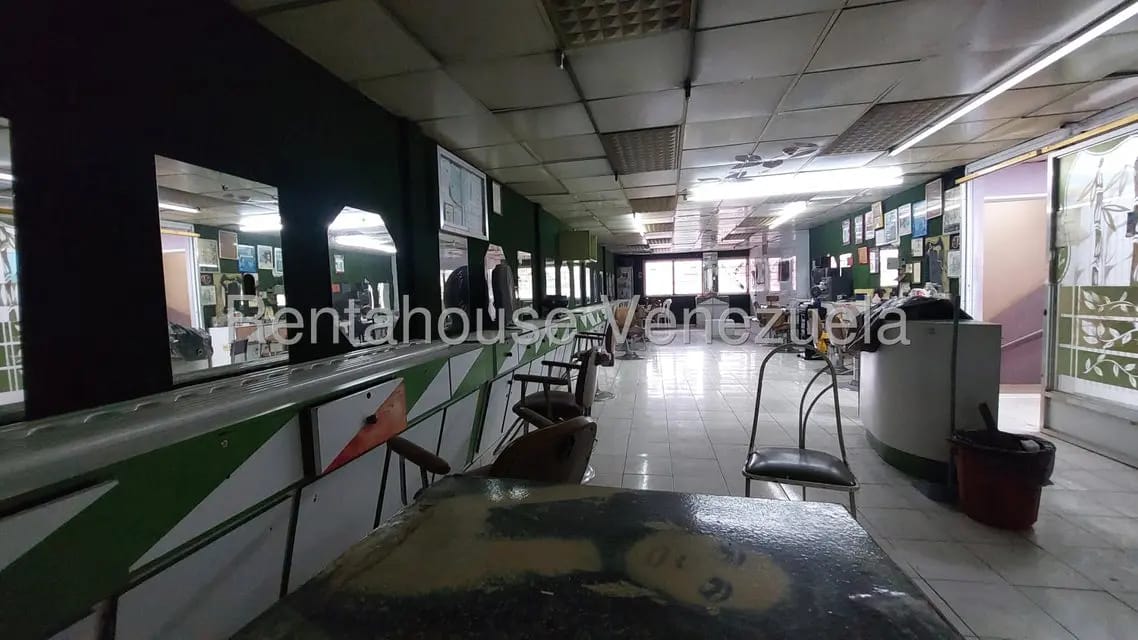 Comercial (Galpon - Deposito) en Alquiler en Parroquia Santa Rosalia, Distrito Metropolitano - 25