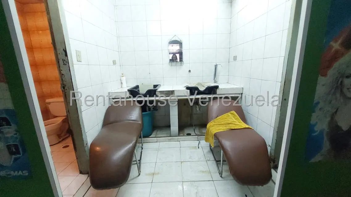 Comercial (Galpon - Deposito) en Alquiler en Parroquia Santa Rosalia, Distrito Metropolitano - 31