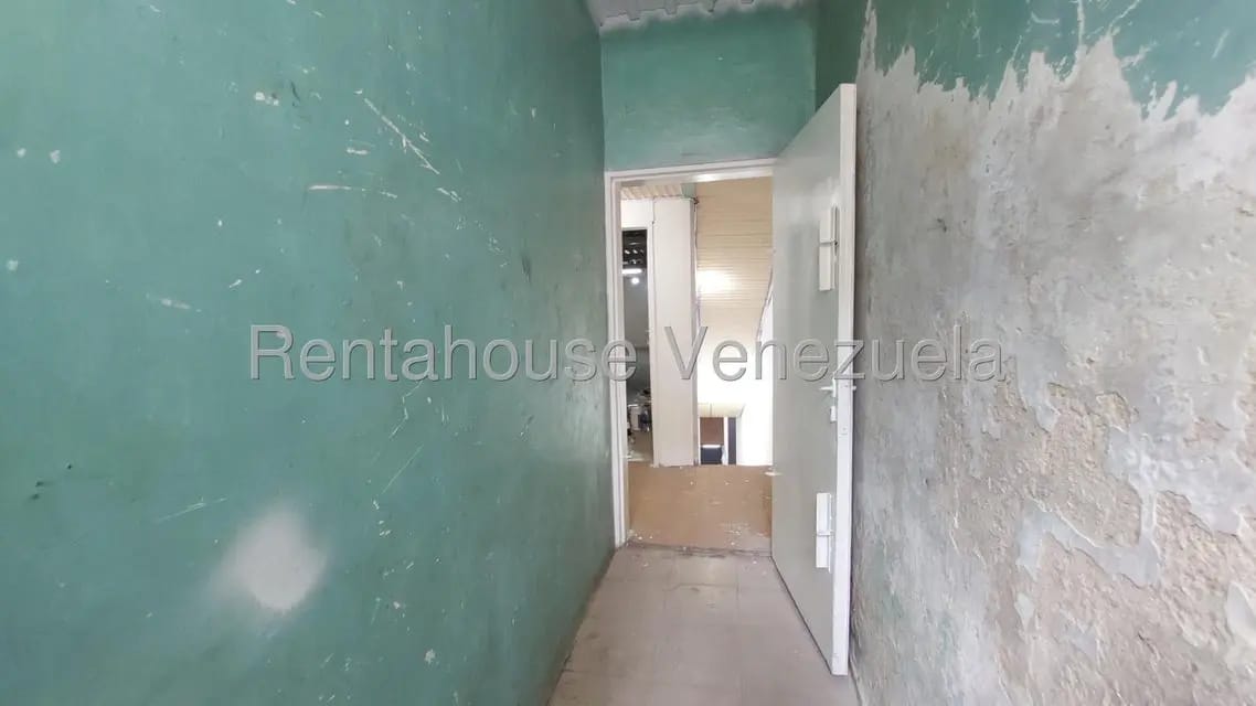 Comercial (Galpon - Deposito) en Alquiler en Parroquia Santa Rosalia, Distrito Metropolitano - 41
