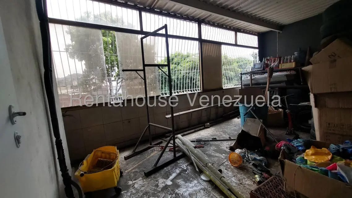 Comercial (Galpon - Deposito) en Alquiler en Parroquia Santa Rosalia, Distrito Metropolitano - 44