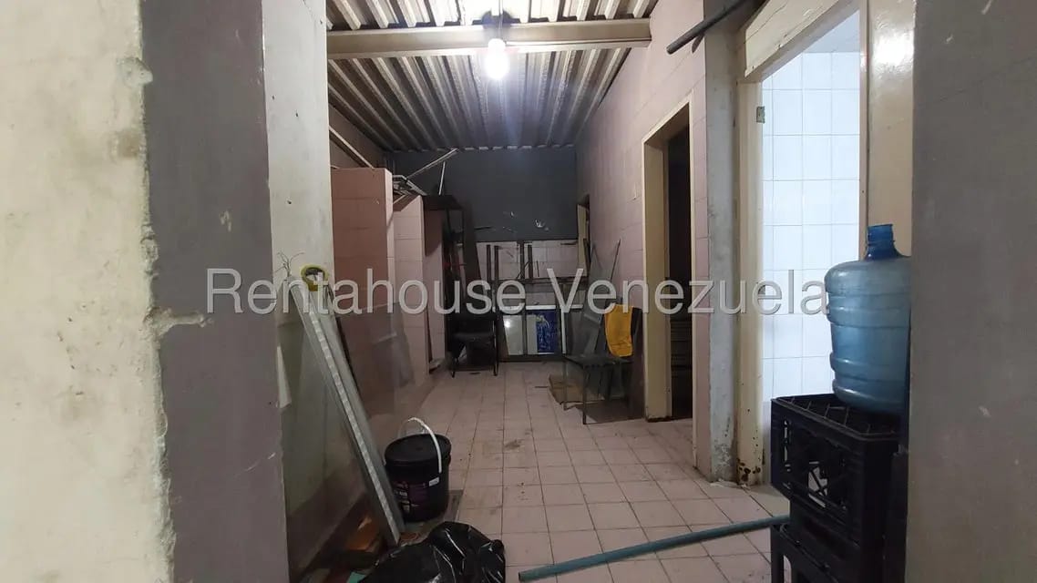 Comercial (Galpon - Deposito) en Alquiler en Parroquia Santa Rosalia, Distrito Metropolitano - 47