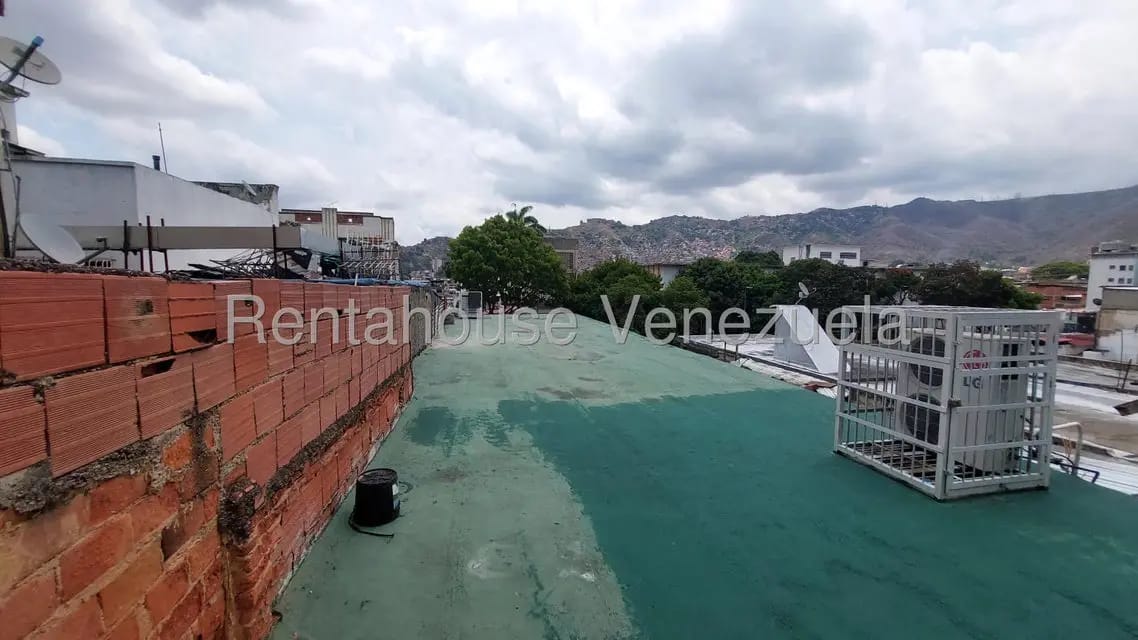 Comercial (Galpon - Deposito) en Alquiler en Parroquia Santa Rosalia, Distrito Metropolitano - 51