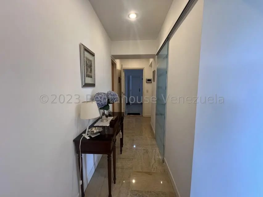 Apartamento (1 Nivel) en Venta en Lomas del Sol, Distrito Metropolitano - 24