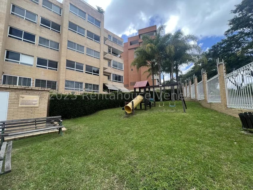 Apartamento (1 Nivel) en Venta en Lomas del Sol, Distrito Metropolitano - 33