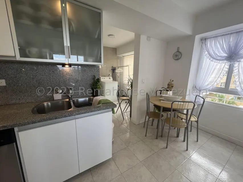 Apartamento (1 Nivel) en Venta en Lomas del Sol, Distrito Metropolitano - 8