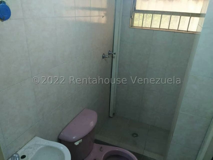Comercial (Local Comercial) en Venta en Parroquia Altagracia, Distrito Metropolitano - 32