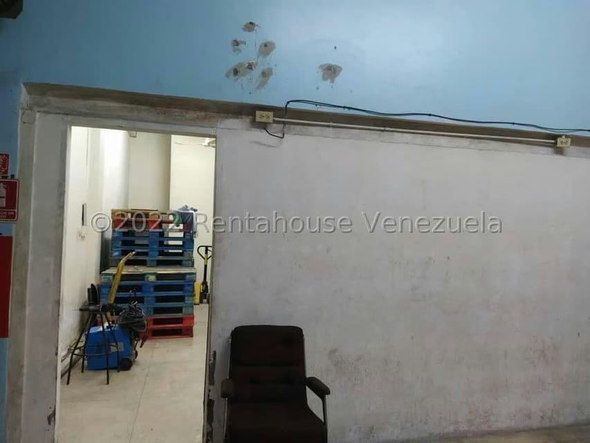Comercial (Local Comercial) en Venta en Parroquia Altagracia, Distrito Metropolitano - 10