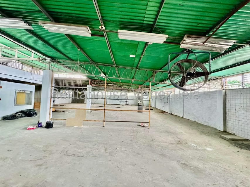 Comercial (Galpon - Deposito) en Alquiler en Los Ruices, Distrito Metropolitano - 12