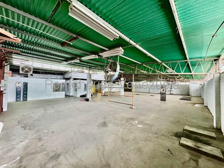 Comercial (Galpon - Deposito) en Alquiler en Los Ruices, Distrito Metropolitano - 14