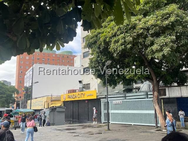 Comercial (Oficina) en Alquiler en El Rosal, Distrito Metropolitano