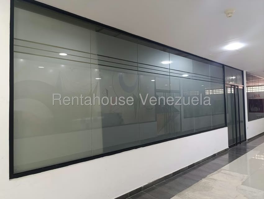 Comercial (Galpon - Deposito) en Alquiler en Boleita Norte, Distrito Metropolitano - 3
