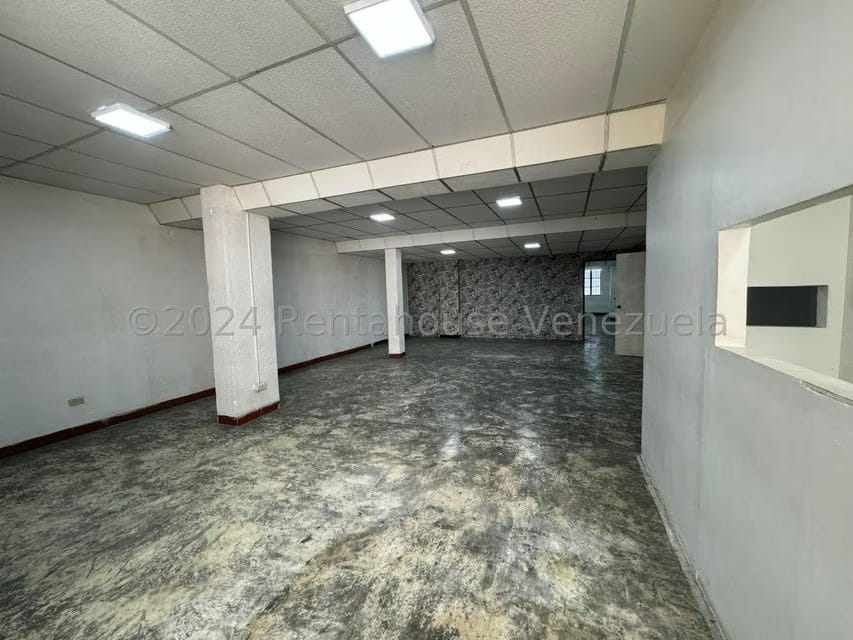 Comercial (Local Comercial) en Alquiler en Parroquia Catedral, Distrito Metropolitano - 5