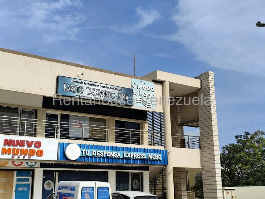 Comercial (Local Comercial) en Alquiler en Avenida Milagro Norte, Zulia