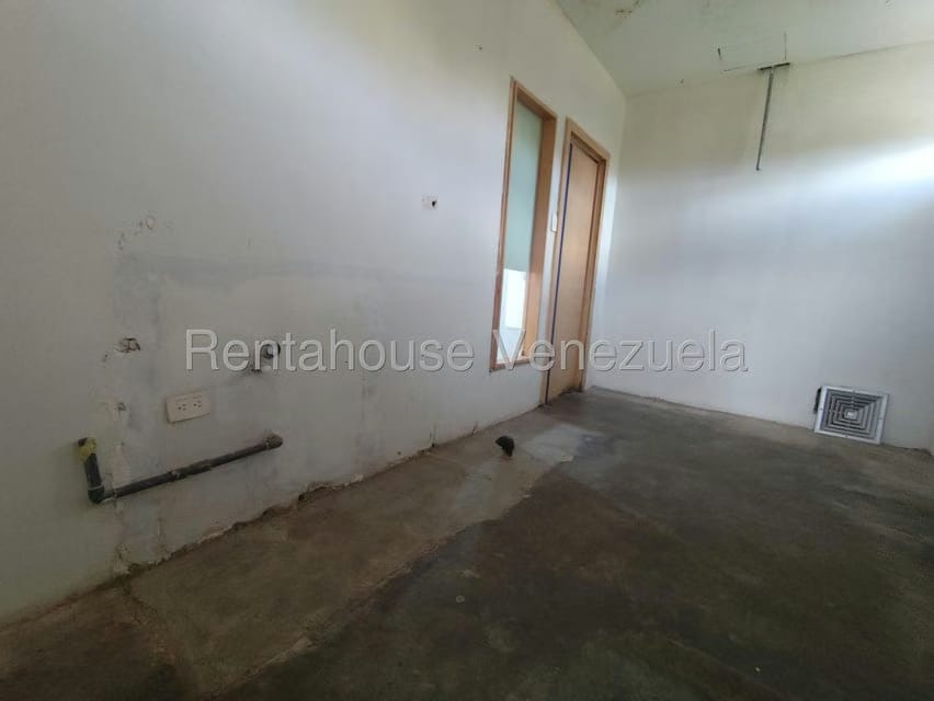 Comercial (Local Comercial) en Alquiler en Avenida Milagro Norte, Zulia - 19
