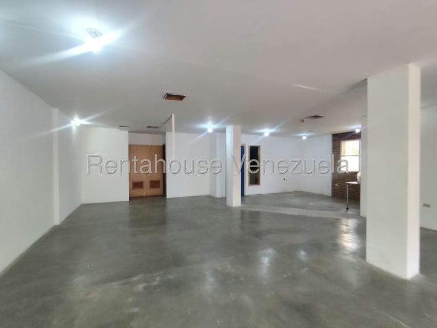 Comercial (Local Comercial) en Alquiler en Avenida Milagro Norte, Zulia - 3