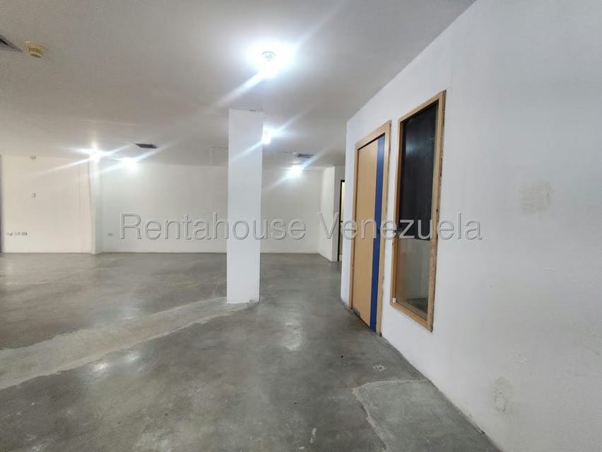Comercial (Local Comercial) en Alquiler en Avenida Milagro Norte, Zulia - 22