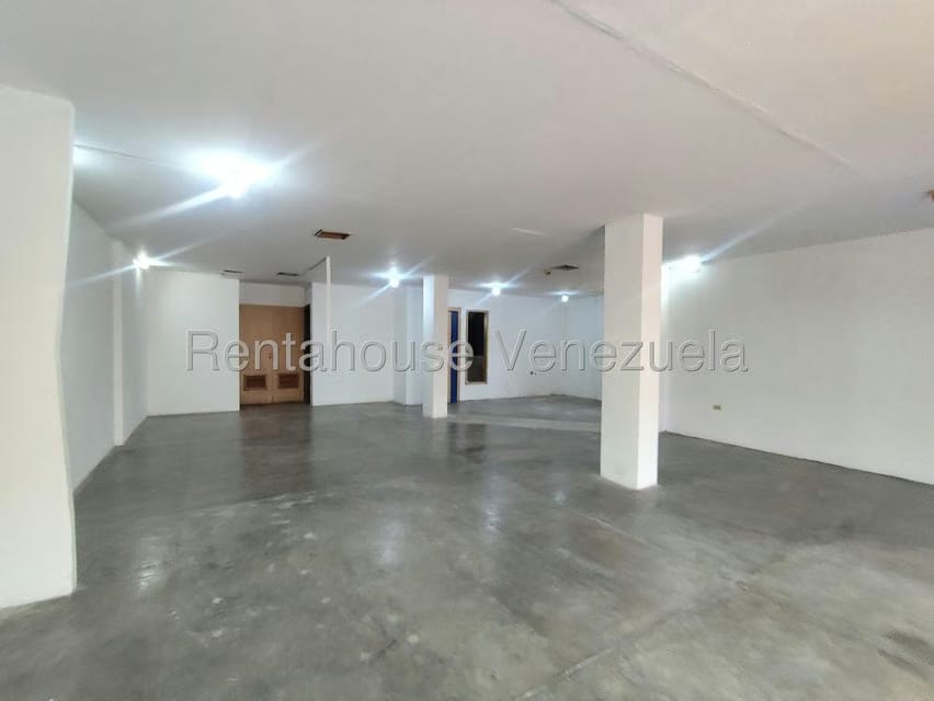 Comercial (Local Comercial) en Alquiler en Avenida Milagro Norte, Zulia - 4
