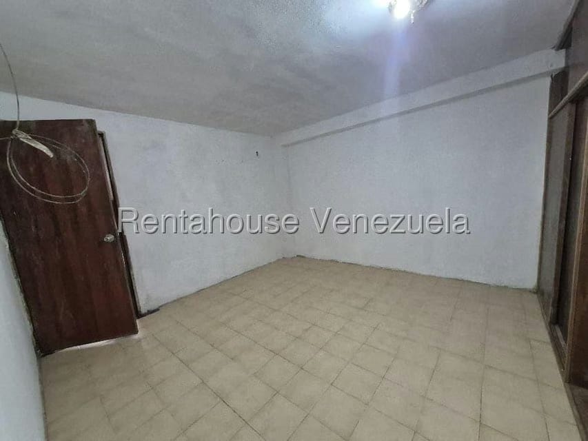 Casa (1 Nivel) en Venta en Dona Emilia, Falcon - 23