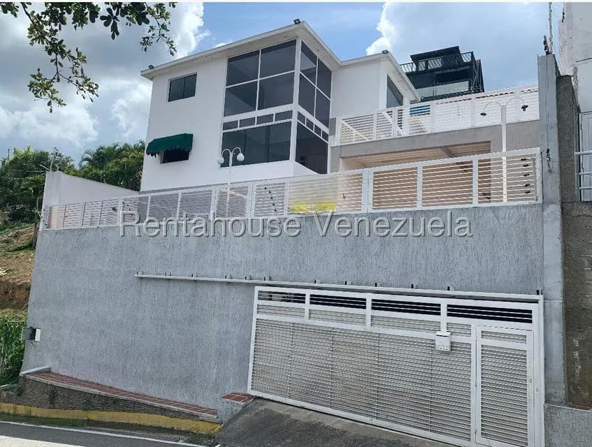 Casa (Duplex) en Venta en Caicaguana, Distrito Metropolitano