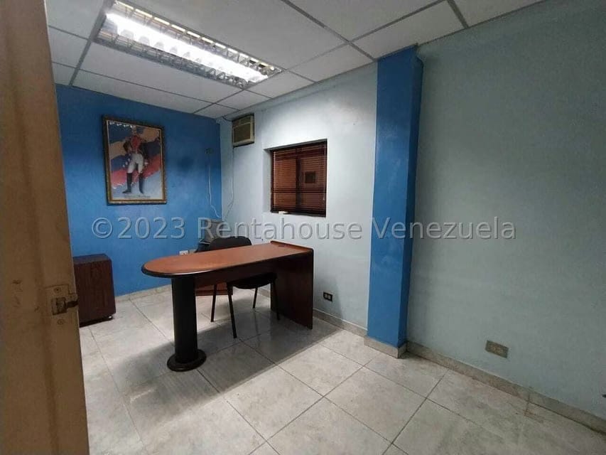 Comercial (Local Comercial) en Alquiler en Avenida Miranda, Aragua - 12