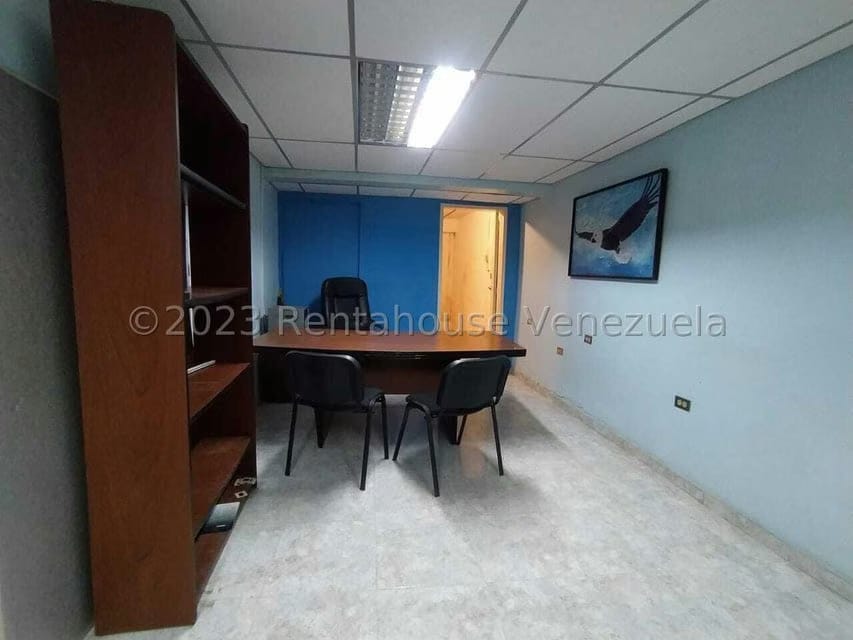 Comercial (Local Comercial) en Alquiler en Avenida Miranda, Aragua - 6