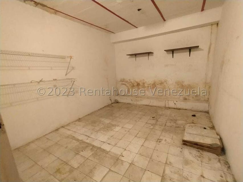 Comercial (Local Comercial) en Alquiler en Avenida Miranda, Aragua - 8