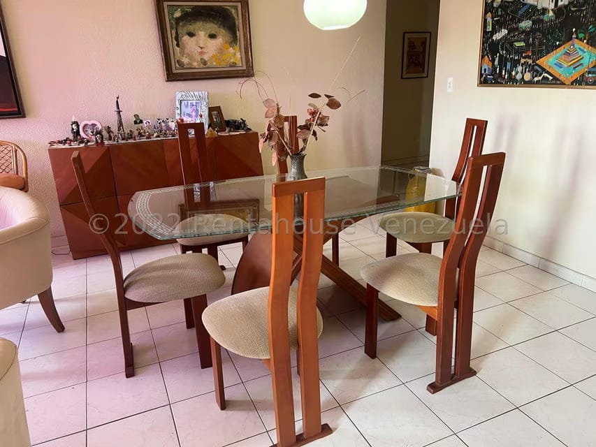 Apartamento (1 Nivel) en Venta en Guaicay, Distrito Metropolitano - 12