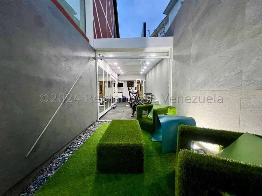 Casa (Multipes Niveles) en Venta en Las Marias, Distrito Metropolitano - 21