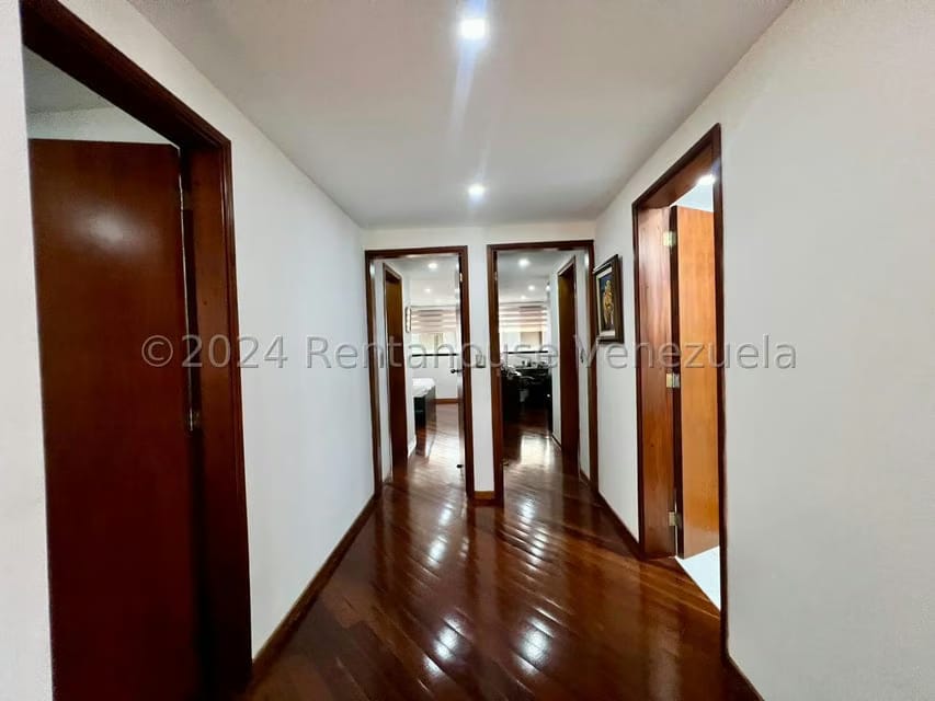 Casa (Multipes Niveles) en Venta en Las Marias, Distrito Metropolitano - 27