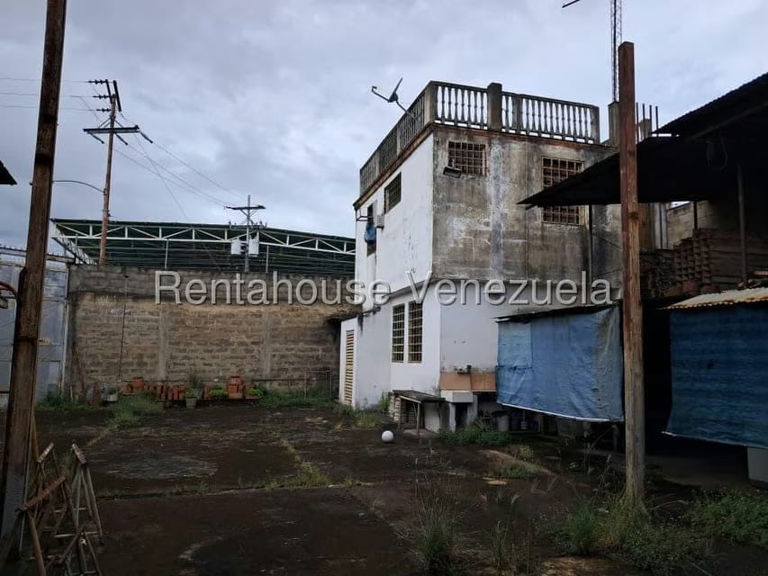 Comercial (Local Comercial) en Venta en Maturin, Monagas - 17