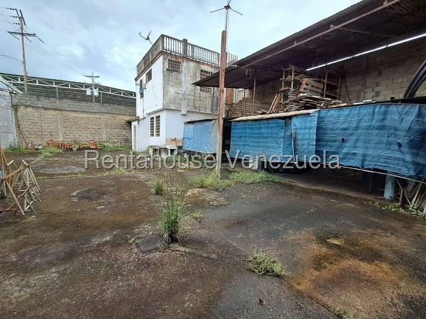 Comercial (Local Comercial) en Venta en Maturin, Monagas - 18
