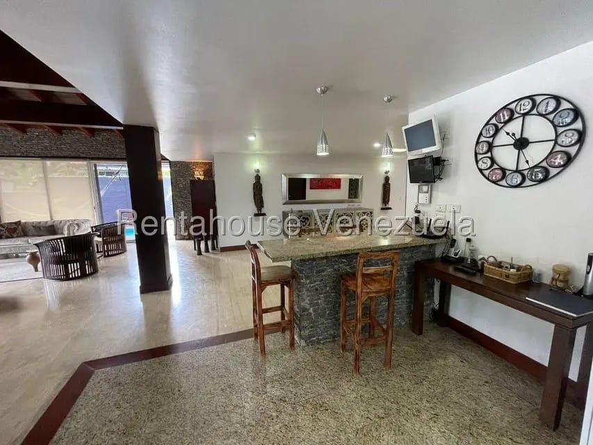 Casa (1 Nivel) en Alquiler en La Boyera, Distrito Metropolitano - 11