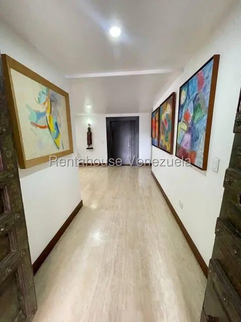 Casa (1 Nivel) en Alquiler en La Boyera, Distrito Metropolitano - 12