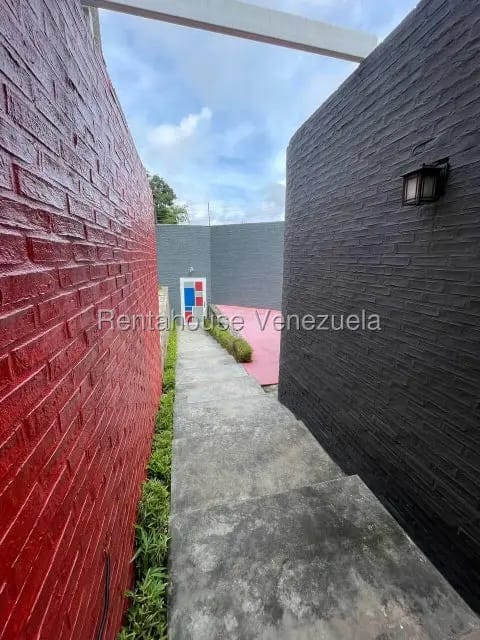 Casa (1 Nivel) en Alquiler en La Boyera, Distrito Metropolitano - 18