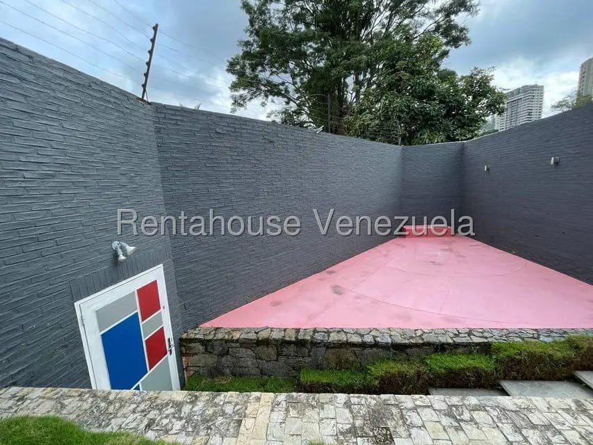 Casa (1 Nivel) en Alquiler en La Boyera, Distrito Metropolitano - 19