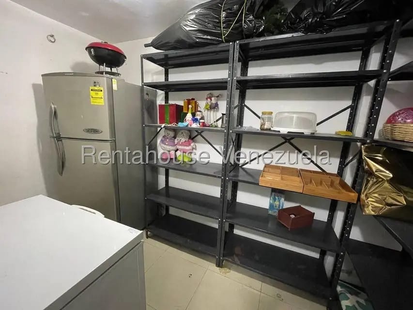 Casa (1 Nivel) en Alquiler en La Boyera, Distrito Metropolitano - 24