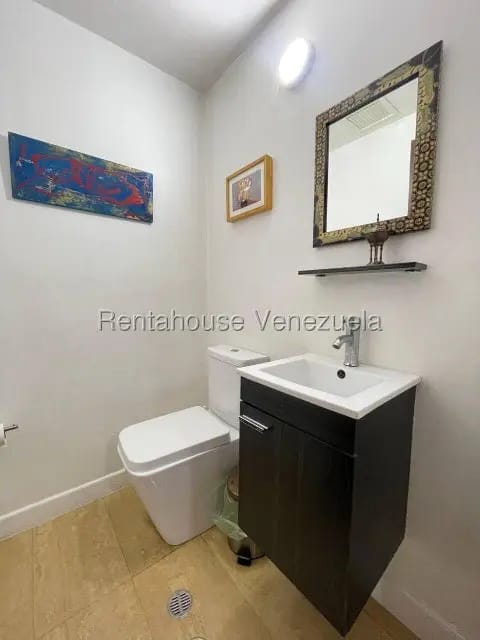 Casa (1 Nivel) en Alquiler en La Boyera, Distrito Metropolitano - 29