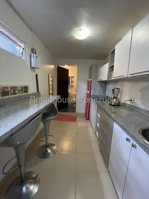 Casa (1 Nivel) en Alquiler en La Boyera, Distrito Metropolitano - 33