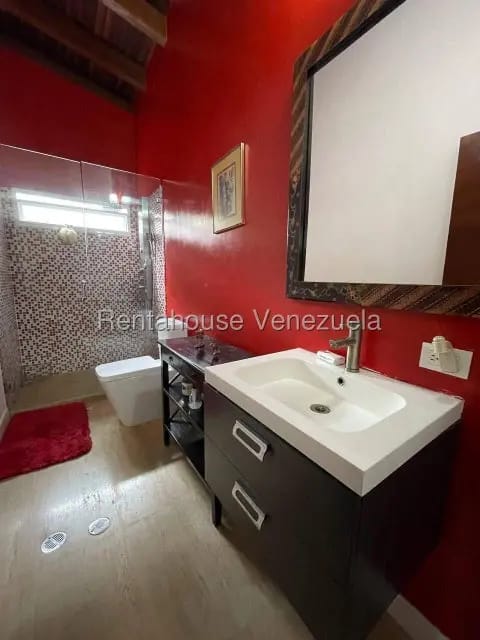 Casa (1 Nivel) en Alquiler en La Boyera, Distrito Metropolitano - 47