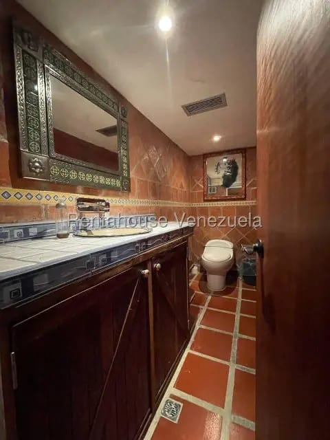 Casa (1 Nivel) en Alquiler en La Boyera, Distrito Metropolitano - 56