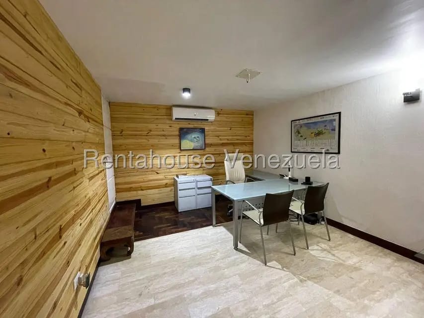 Casa (1 Nivel) en Alquiler en La Boyera, Distrito Metropolitano - 57