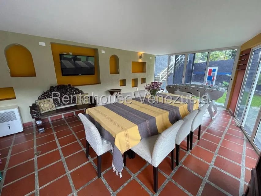 Casa (1 Nivel) en Alquiler en La Boyera, Distrito Metropolitano - 58