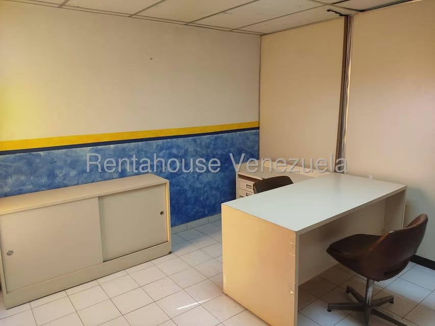 Comercial (Local Comercial) en Venta en La Urbina, Distrito Metropolitano - 12