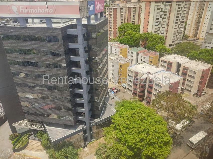 Comercial (Local Comercial) en Venta en La Urbina, Distrito Metropolitano - 14